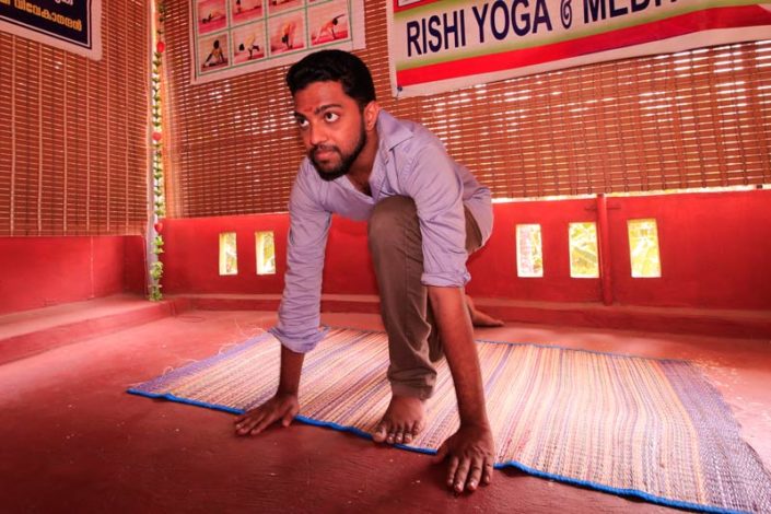 Rishikesh Sakalesh international yoga coach certified by yoga alliance international